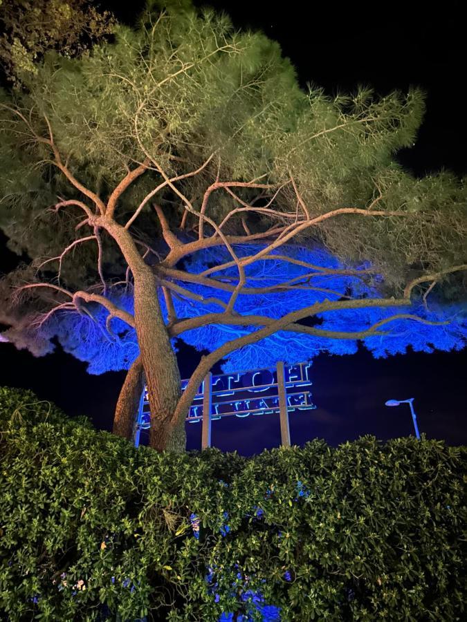Hotel Beau Rivage Le Lavandou Luaran gambar