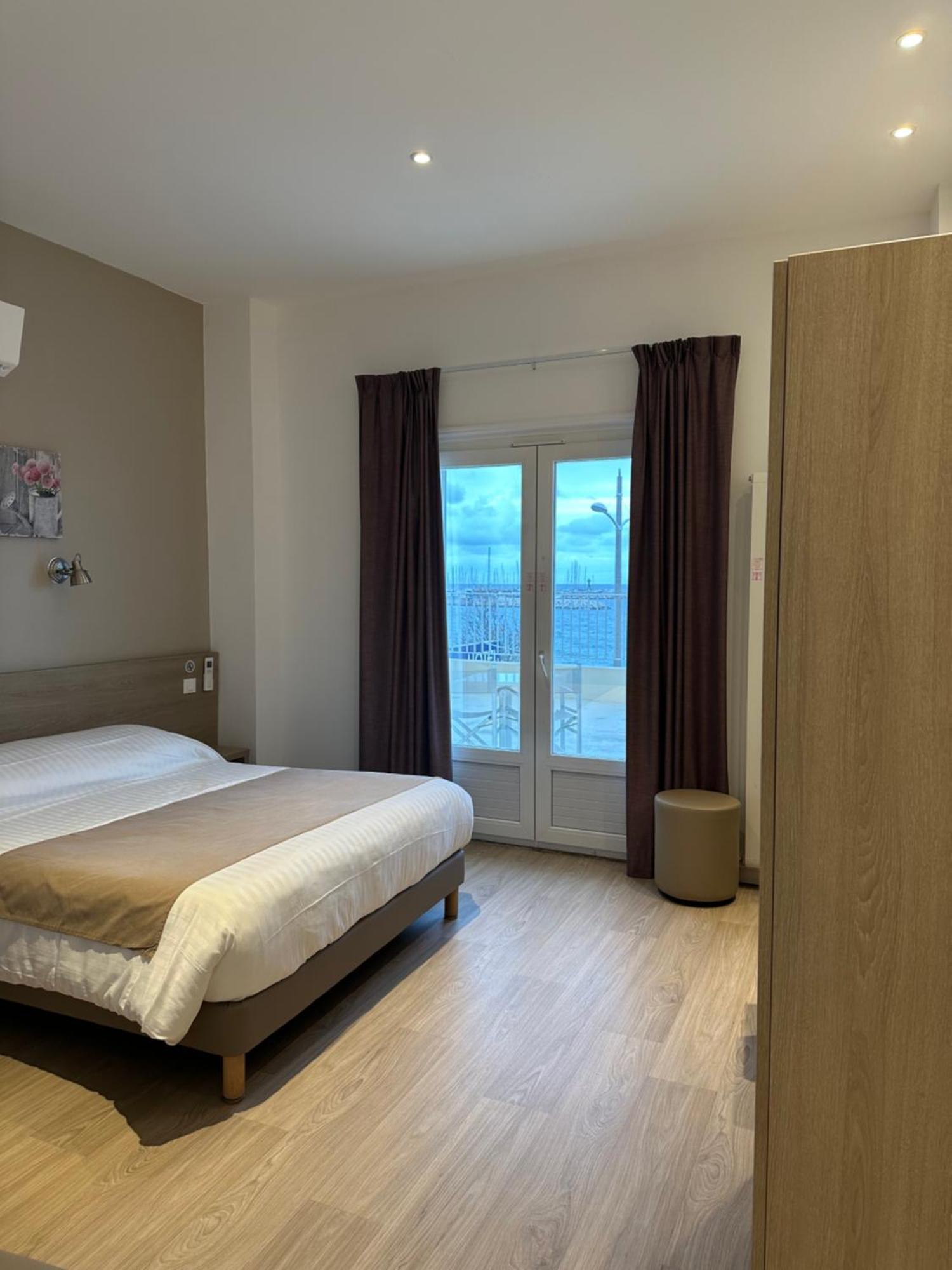 Hotel Beau Rivage Le Lavandou Luaran gambar