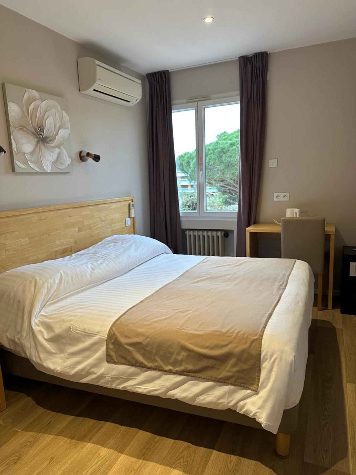 Hotel Beau Rivage Le Lavandou Luaran gambar
