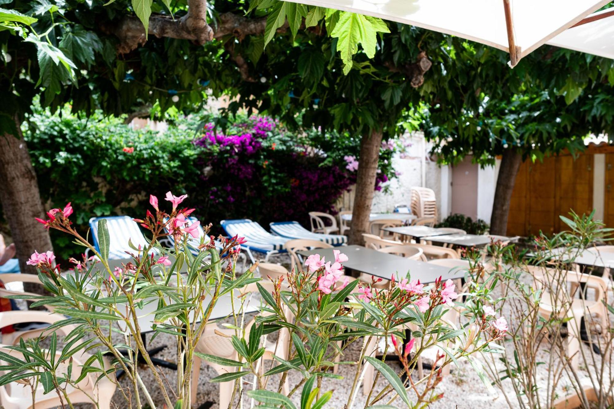 Hotel Beau Rivage Le Lavandou Luaran gambar