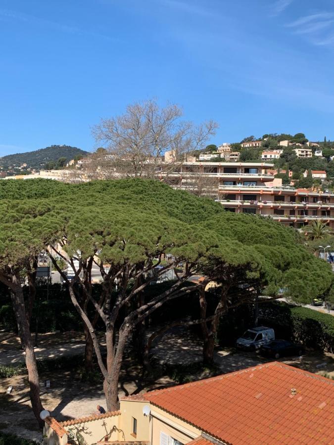 Hotel Beau Rivage Le Lavandou Luaran gambar